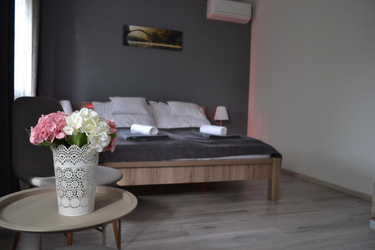 Fonix Design Rooms Ντέμπρετσεν Εξωτερικό φωτογραφία