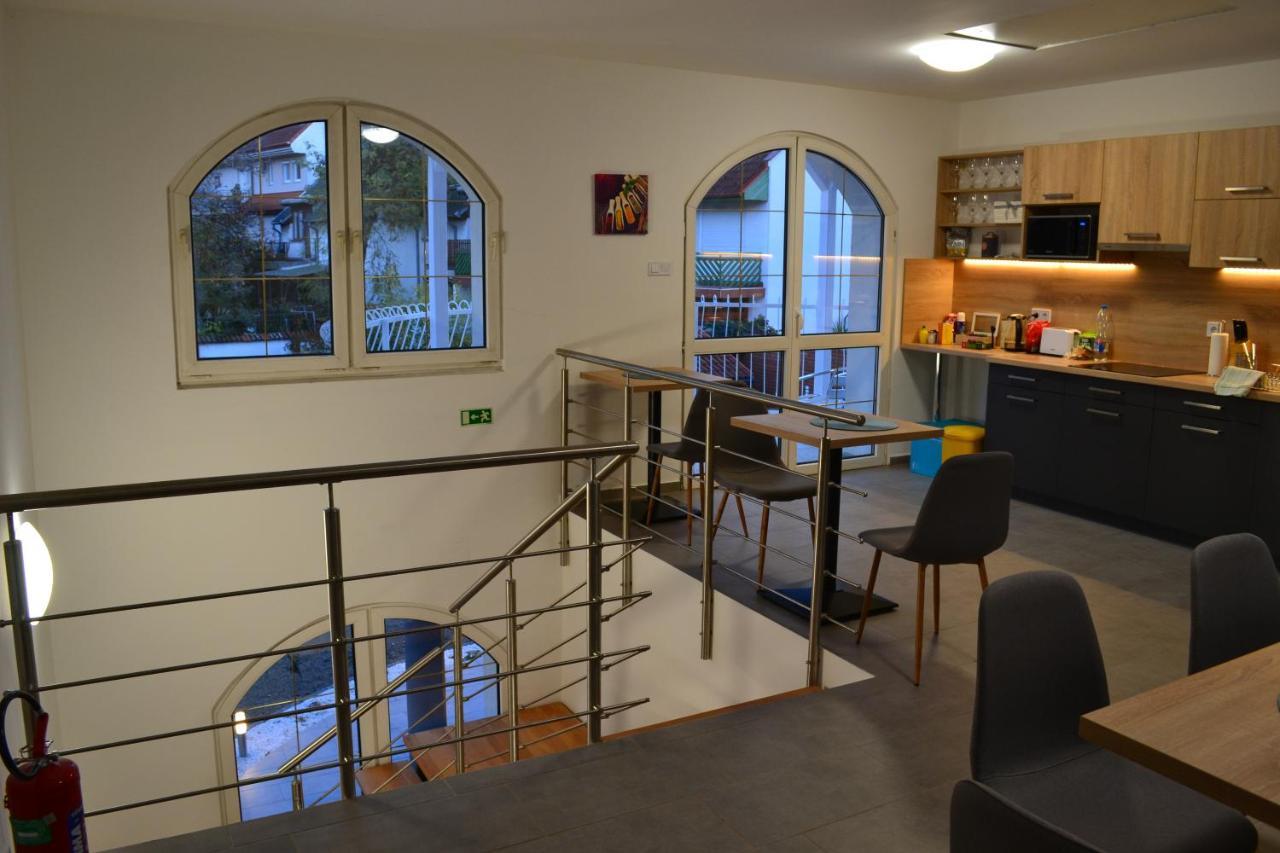 Fonix Design Rooms Ντέμπρετσεν Εξωτερικό φωτογραφία