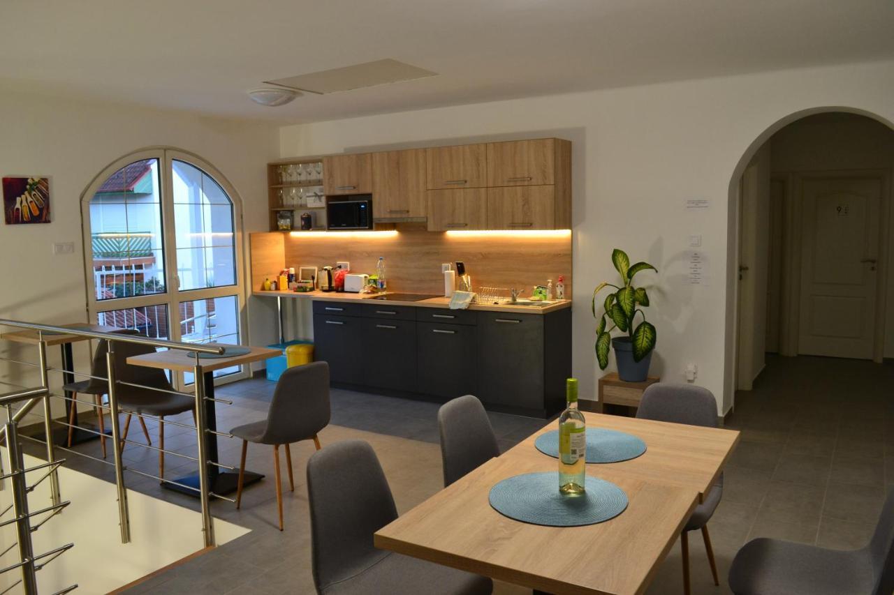 Fonix Design Rooms Ντέμπρετσεν Εξωτερικό φωτογραφία