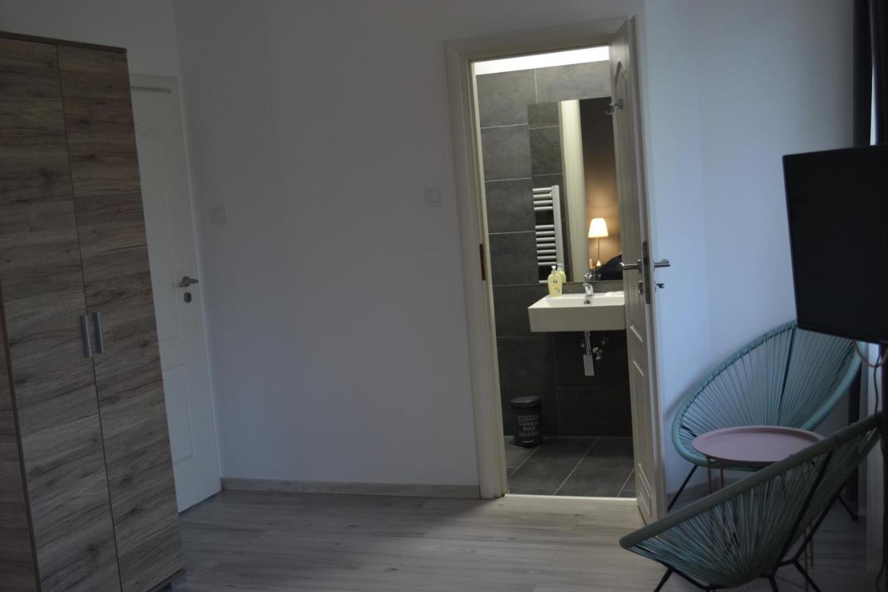 Fonix Design Rooms Ντέμπρετσεν Εξωτερικό φωτογραφία